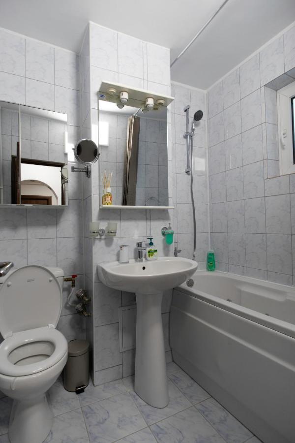 White Glamour Бузеу Екстер'єр фото